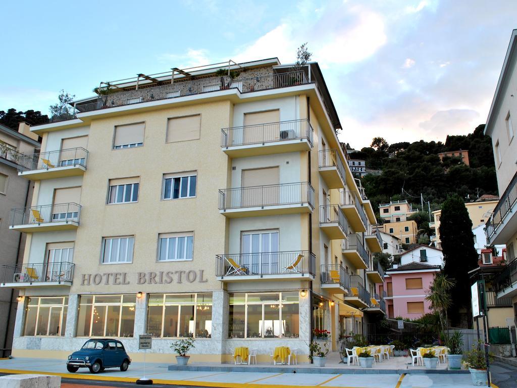 Hotel Bristol 莱圭利亚 外观 照片